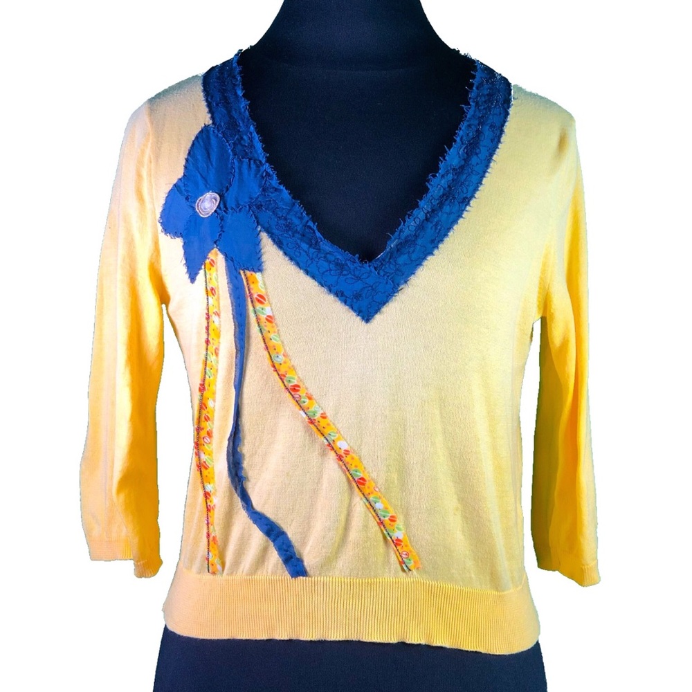 Anthro Field Flower Yellow V-Neck Appliqué Sweater